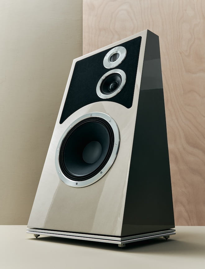 Audiovector Trapeze RI Loudspeaker in White Silk