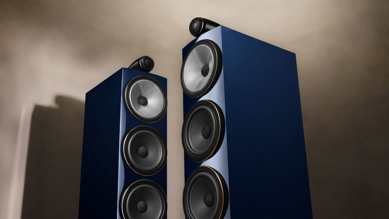 Bowers & Wilkins 702 S3 Signature Loudspeakers in Midnight Blue Metallic Closeup