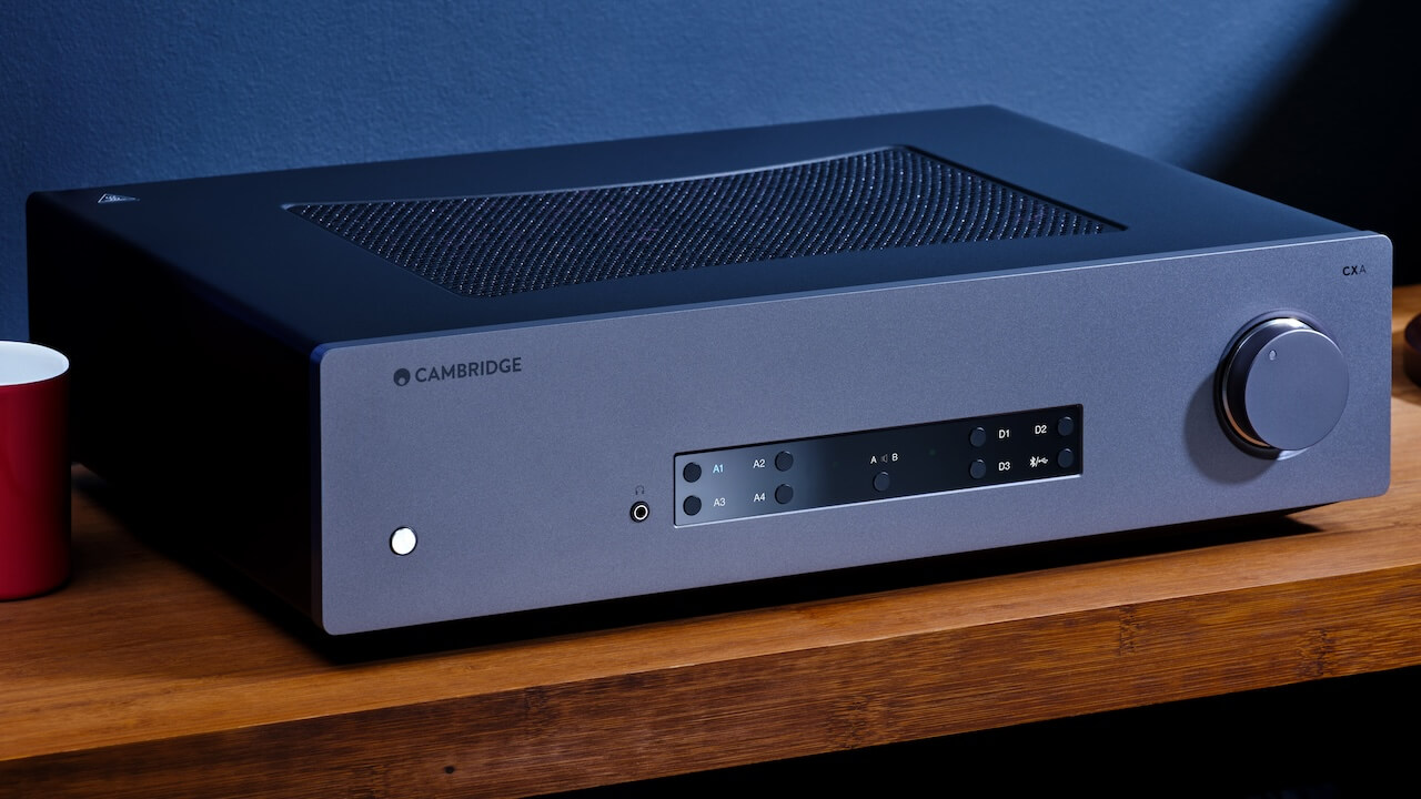 Cambridge Audio CXA81 MKII Integrated Amplifier Lifestyle