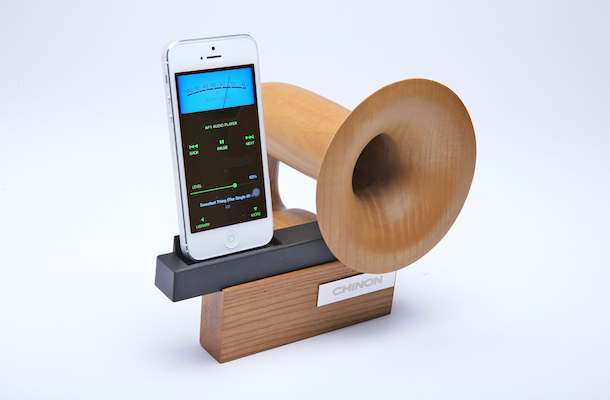 Chinon Legato iPhone Dock