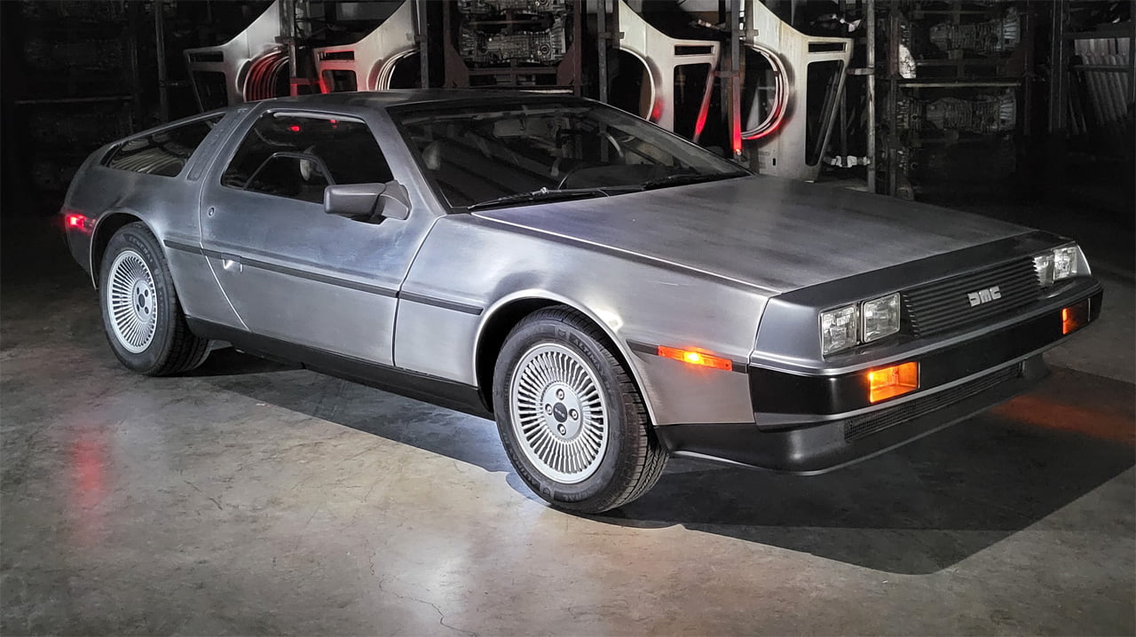 DeLorean DMC-12