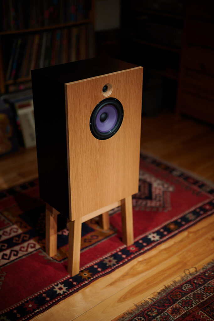 DeVORE Fidelity O/baby Loudspeaker Angle