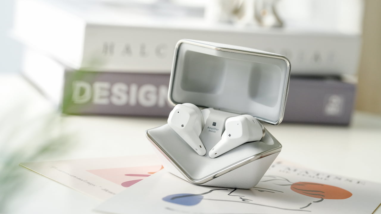 HiFiMAN SVANAR Wireless Jr Earphones in Charging Case Lifestyle