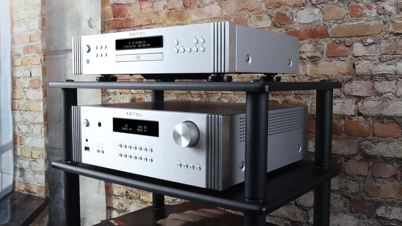 Rotel Diamond Series RA-6000 Integrated Amplifier and DT-6000 CD Player Silver