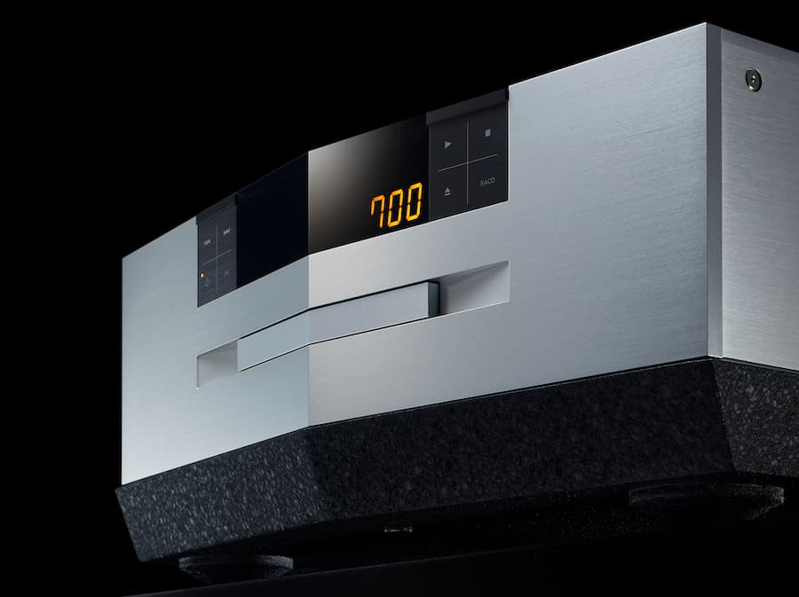 TAD D700 SACD Player Front Angle