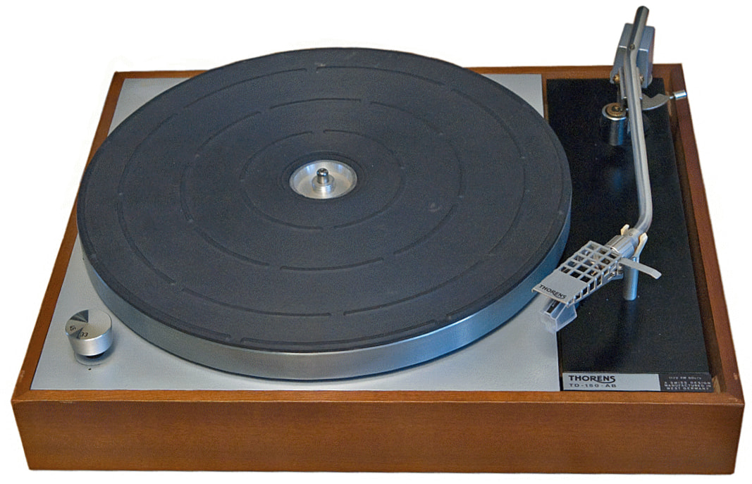 Thorens TD-150 Turntable